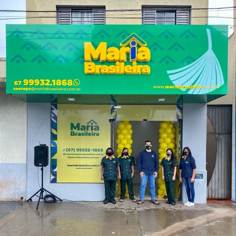 Maria Brasileira; franquias de serviços